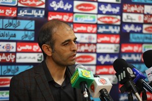 نویدکیا: وقتکشی و بحث برای جهان سومیهاست نه من