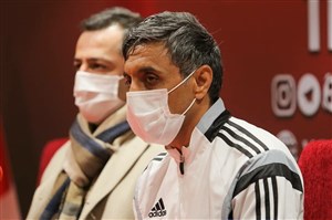 دو تیم لیگ برتری به دنبال سرمربی جدید