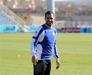 آفاقی: بین ما و تراکتور تبعیض میگذارند