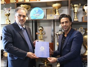 نامداری: استقلال مشکل مالی نخواهد داشت