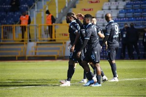 حسینی نظارهگر پیروزی ترابزون اسپور