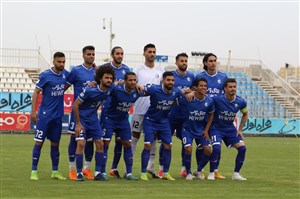 ترکیب استقلال مقابل پیکان