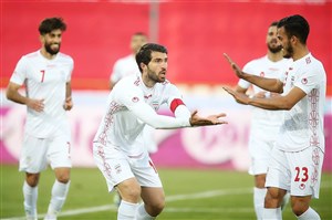 نجات آ. ا. ک با بازی انصاریفرد