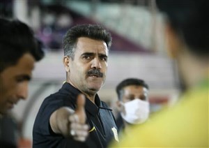 پورموسوی: چطور استقلال خسته میشود و ما نه؟