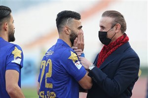 پرسپولیس و استقلال سر چه دعوا میکنند؟