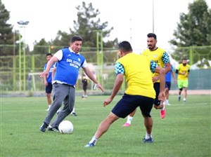 قلعهنویی در مشهد هافبک شد (عکس)
