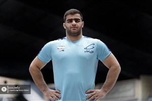 میرزازاده، برنده نبرد سه جانبه هرکول های فرنگی