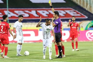 اولین دوئل تاریخ پرسپولیس-هوادار با قضاوت صفایی
