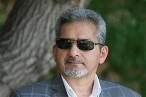 فریادشیران، مددی را از استعفا منصرف میکند؟