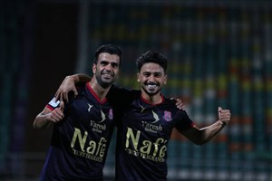 فوتبال مشهد؛ قهرمان این هفته لیگ ایران!