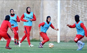 تمرین تیم ملی بانوان با کاور تیم باشگاهی (عکس)