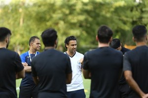 استقلال موقتا به زمین خیریه عمل میرود
