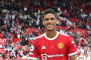 افزایش فشارها بر واران با حضور رونالدو در یونایتد