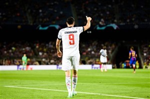 لواندوفسکی:به زدن رکورد مسی و رونالدو فکر نمیکنم