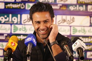 طعنه مجیدی به سازمان لیگ؛ آنجا بانک است!