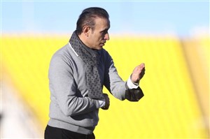 گلمحمدی: گل پدیده هدیه داور به آنها بود