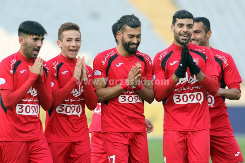 پرسپولیس 3 - سیاه جامگان 0؛ قهرمان شایسته نیم فصل