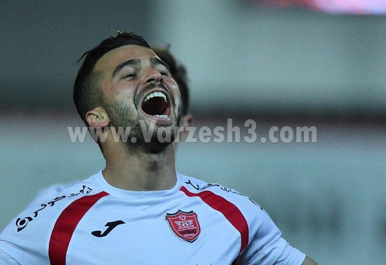 ستاره پرسپولیس در نزدیکیهای پیکان