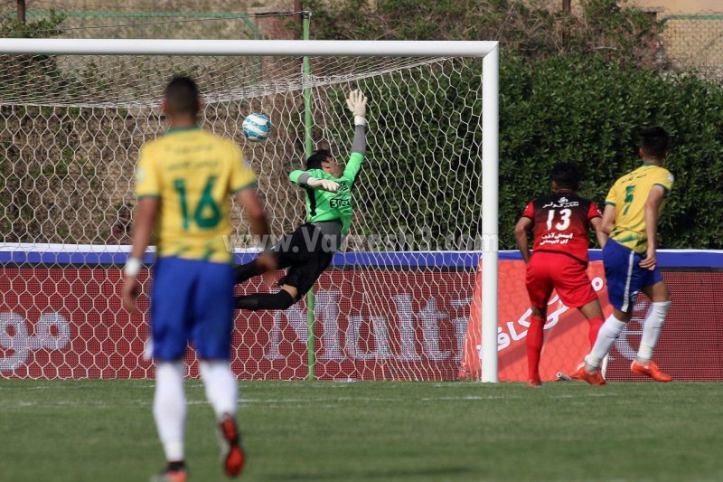 نفت آبادان 1 - پرسپولیس 0؛ افتتاحیه 96 به کام برزیلیها