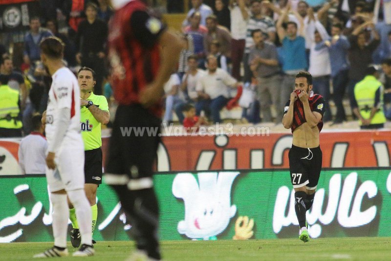 بقای سیاه‌جامگان با گلزنی پرسپولیسی‌ها