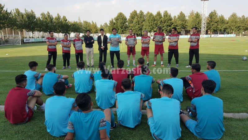 سرمربی تیم امید تا سه شنبه مشخص می‌شود