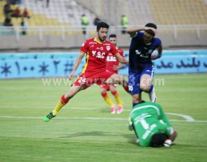 استقلال خوزستان 0- فولاد 0؛ هر 2 ناراضی