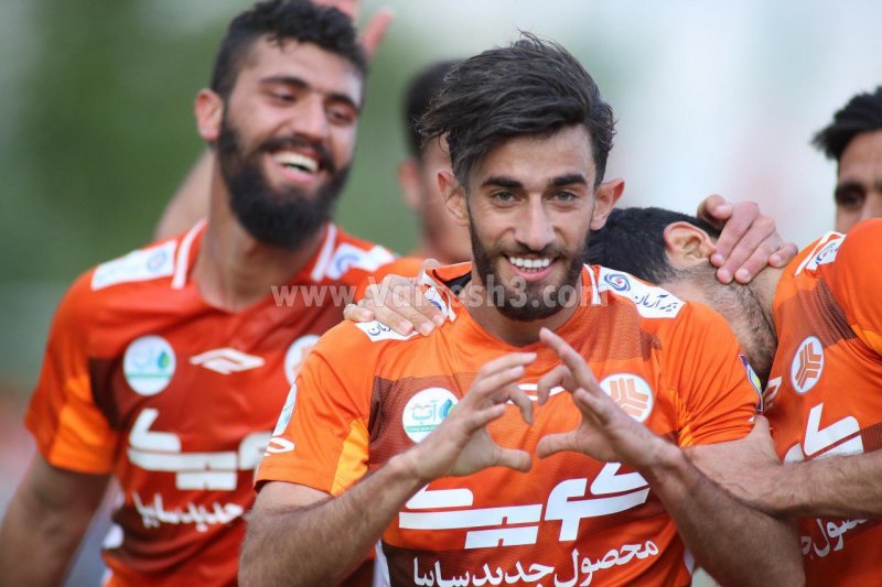 قلی‌زاده پدیده سال فوتبال ایران
