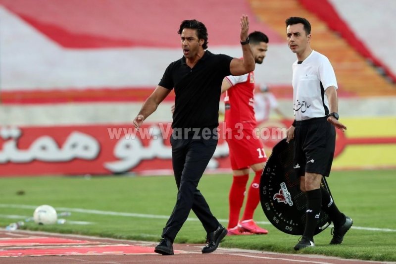 باشگاه استقلال: مجیدی استعفا نداده است!